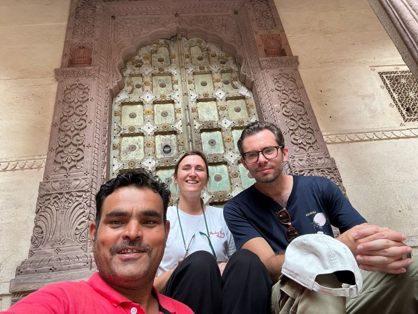 Jodhpur: Mehrangarh Fort and Blue City Private Guided Tour - Walking through the Blue City