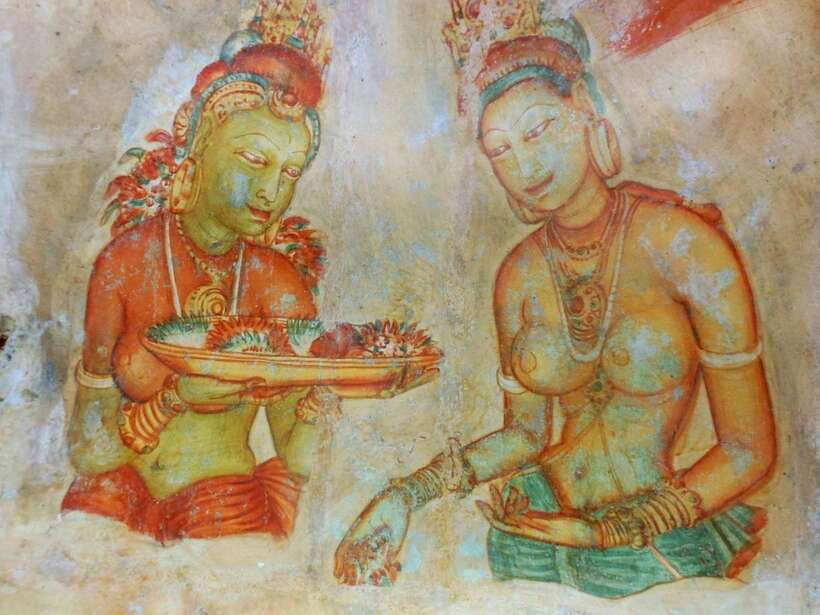 Kandy: Sigiriya Fortress & Cave Temple Full Day Private Tour - Key points to know before booking