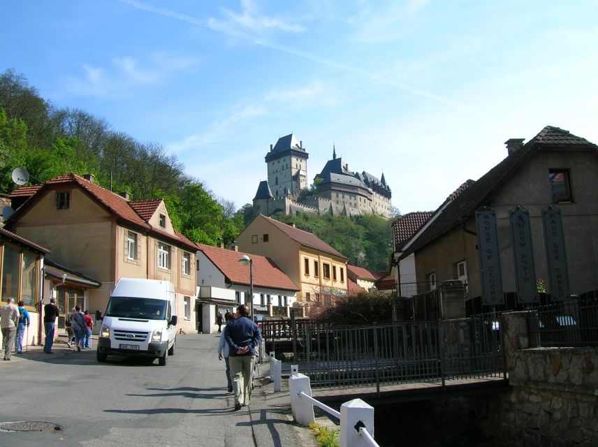 Karlstejn Castle & Crystal Manufactory - Private Tour - Shopping for Czech crystal