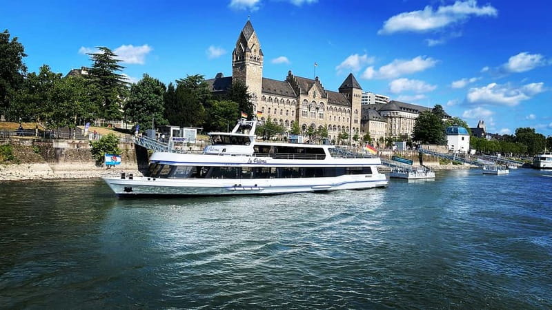 Koblenz:Rhine Valley boat tour along the castles and palaces - Stolzenfels and the Electoral Palace