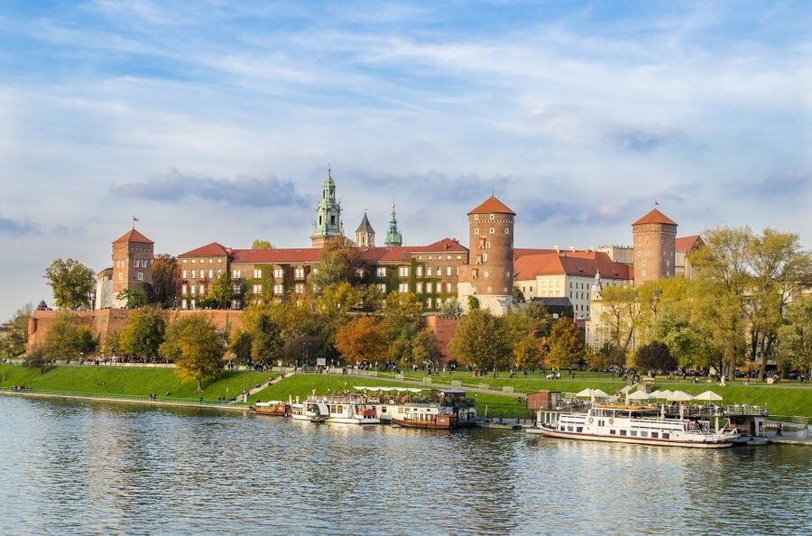Krakow: Skip the Line Wawel Castle & Cathedral Private Tour - Is $166 per person a fair price?