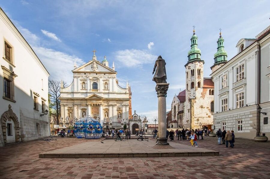 Krakow: Wawel Castle & Cathedral, Old Town & City Basilica - Should you book it?
