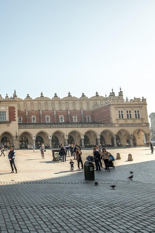 Krakow: Wawel Castle & Cathedral, Old Town & City Basilica - What the $88 price really covers