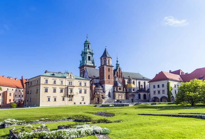 Krakow: Wawel Hill Audioguide Tour - Crown Treasury and Armory from the outside