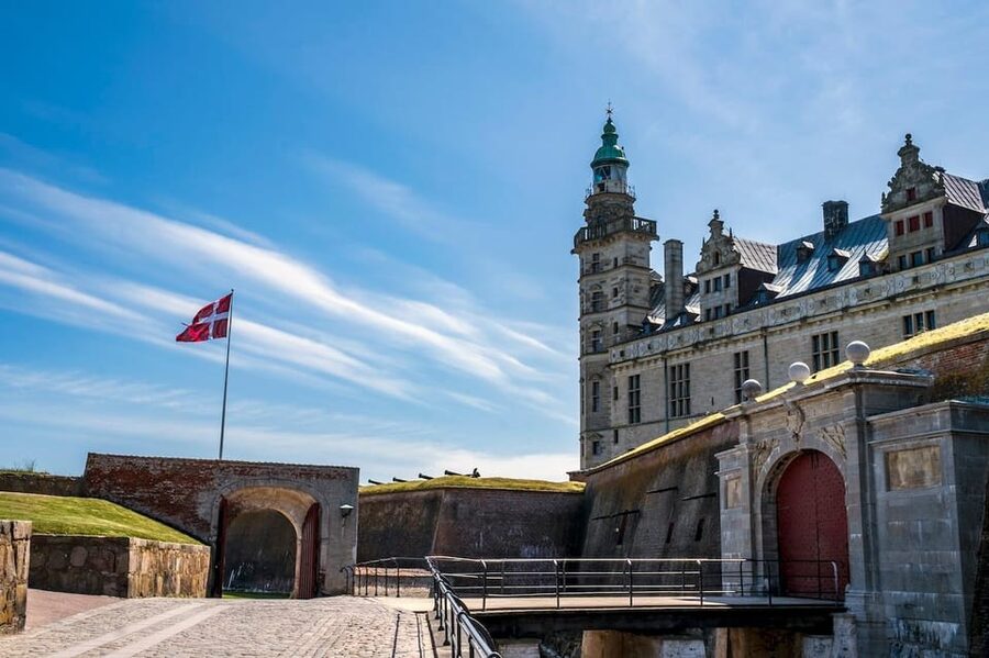 Kronborg Castle Entry Ticket - Ramparts, towers, and the Øresund Strait