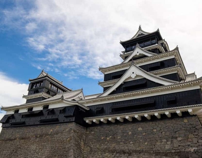 Kumamoto: Castle Admission Ticket - Adding Wakuwakuza for a more active museum visit