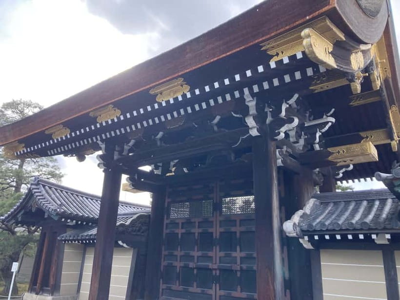 Kyoto: Nijo Castle and Kyoto Imperial Palace Guided Tour - Kyoto Imperial Palace: gardens before grand interiors