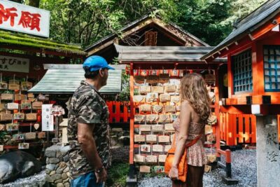 Kyoto: Nijo Castle, Kiyomizu & Fushimi Inari Guided Tour