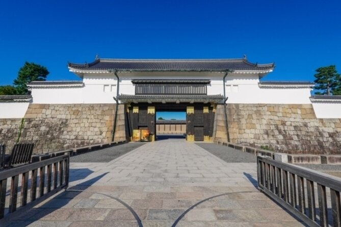 Kyoto: Nijo Castle World Heritage Guided Tour with Admission - The palace begins with design, not defense