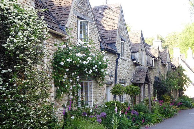 Lacock and Castle Combe - Afternoon Private Tour - Daniel’s guiding style and the value of a private group