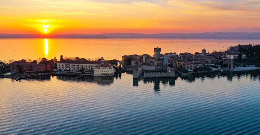 Lake Garda: Historic Castle Cruise with Wine Tasting - Why this Lake Garda cruise works so well