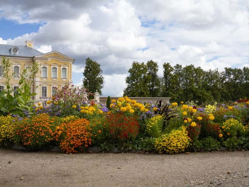 Latvian Palace and Medieval Castle Private Trip - Price and value for a group of three