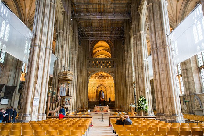 Leeds Castle, Cliffs of Dover and Canterbury Day Trip from London with Guided Cathedral Tour - Who will enjoy this Kent day trip most?