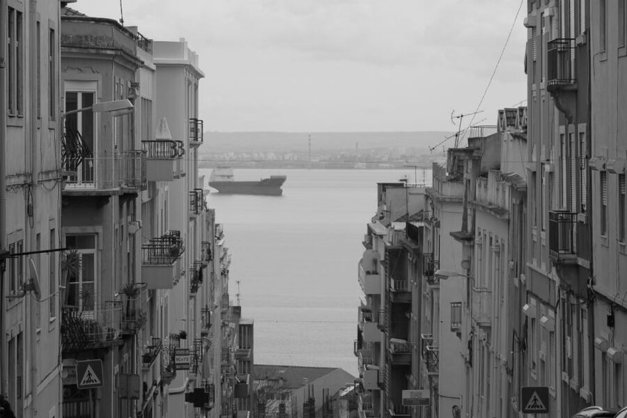 Lisbon: Alfama and São Jorge Castle Quarters Walking Tour - Who will enjoy this Alfama walk most