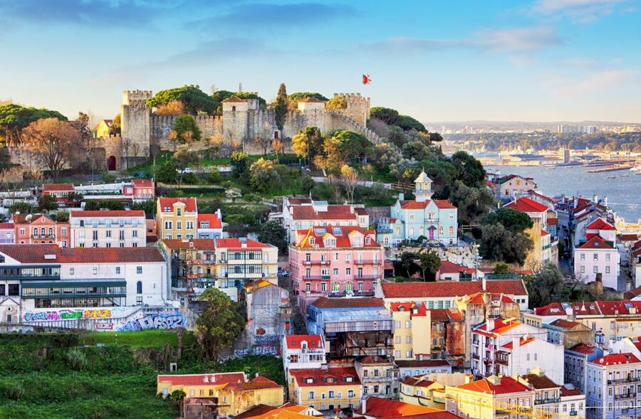 Lisbon: Saint George's Castle Entry & City Self-Guided Tours - The castle stories and the value of audio