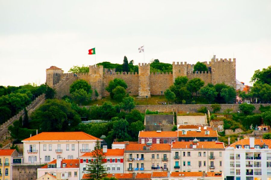 Lisbon: Saint George's Castle Entry & City Self-Guided Tours - App preparation matters more than usual