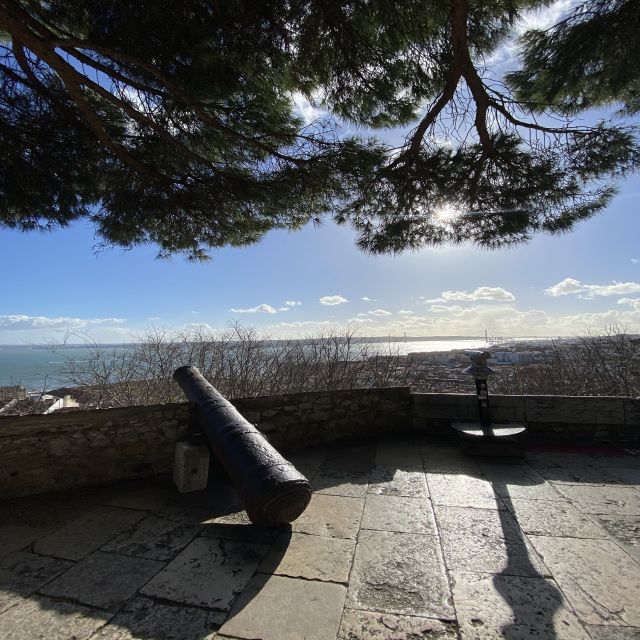 Lisbon: São Jorge Castle E-Ticket and Audio Guide - What the audio guide does well, and where it can trip you up