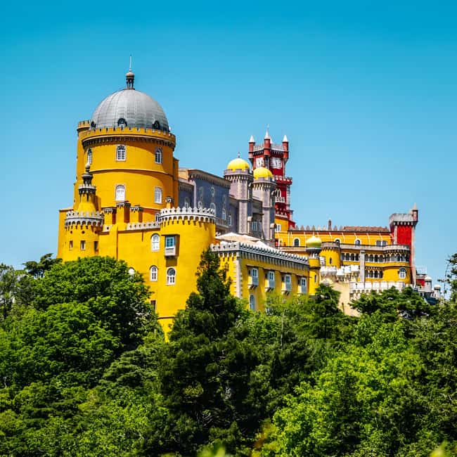 Lisbon: Sintra, Pena, Moorish Castle, Cabo Da Roca & Cascais - What the guides add to the day