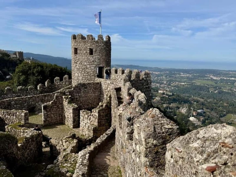 Lisbon: Sintra, Pena Palace, Moorish Castle & Regaleira Tour - Sintra Old Town and a proper lunch break