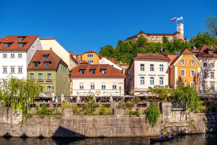 Ljubljana: Guided Walk & Funicular Ride to Ljubljana Castle - The National and University Library and Križanke