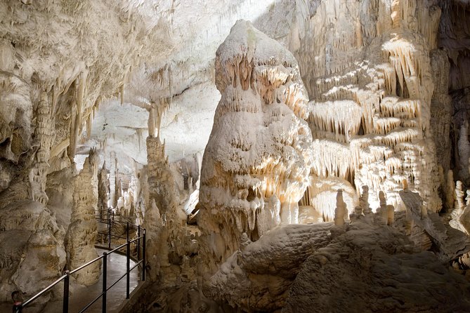 Ljubljana, Postojna Cave and Predjama Castle Day Tour from Zagreb - The morning ride through northern Croatia