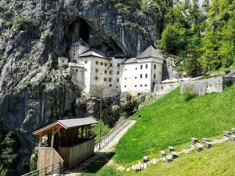 Ljubljana: Postojna Cave and Predjama Castle Tour - Why Postojna Cave is the main event