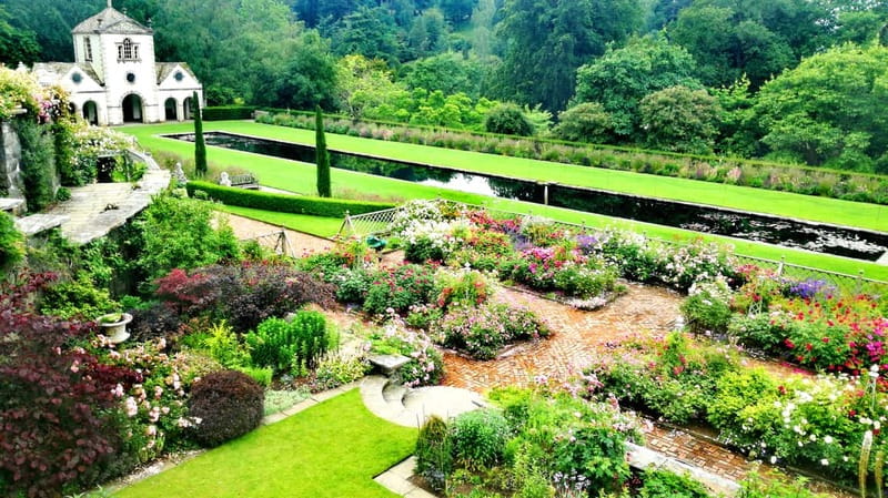 Llandudno: Snowdonia Bodnant Gardens & Castles Private Tour - Bodnant Garden for 105 minutes