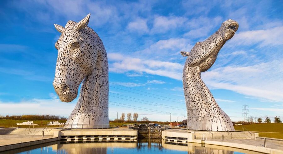 Loch Lomond, Stirling Castle, & Kelpies Tour from Edinburgh - The Kelpies: a strong start in 30 minutes