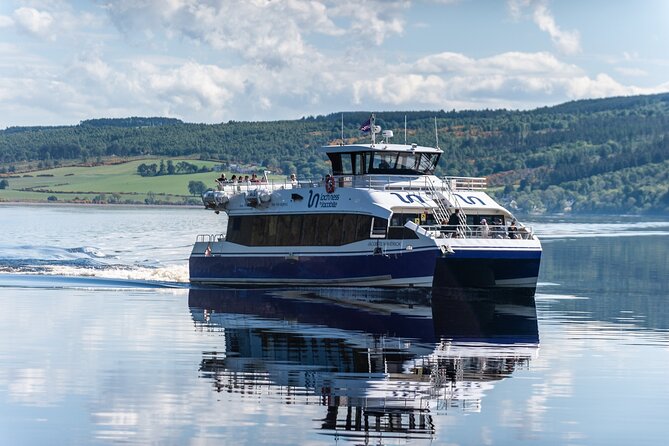 Loch Ness Cruise and Urquhart Castle visit from Inverness - A quick way to see Loch Ness from Inverness