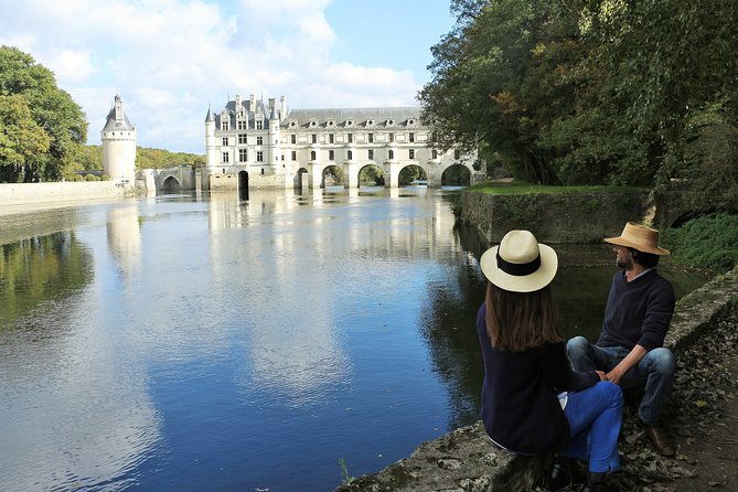 Loire Valley Day Tour Chambord and Chenonceau plus Lunch at a Private Castle - Should you book it?