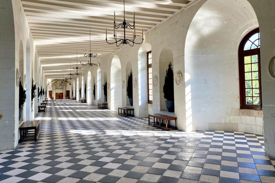 Loire Valley Royal Castles Small Group Day Trip from Paris - Chenonceau and the gardens over the River Cher