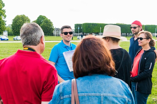 Loire Valley Wine and Castles Small-Group Day Trip from Paris - Amboise: royal views, Leonardo, and lunch in town
