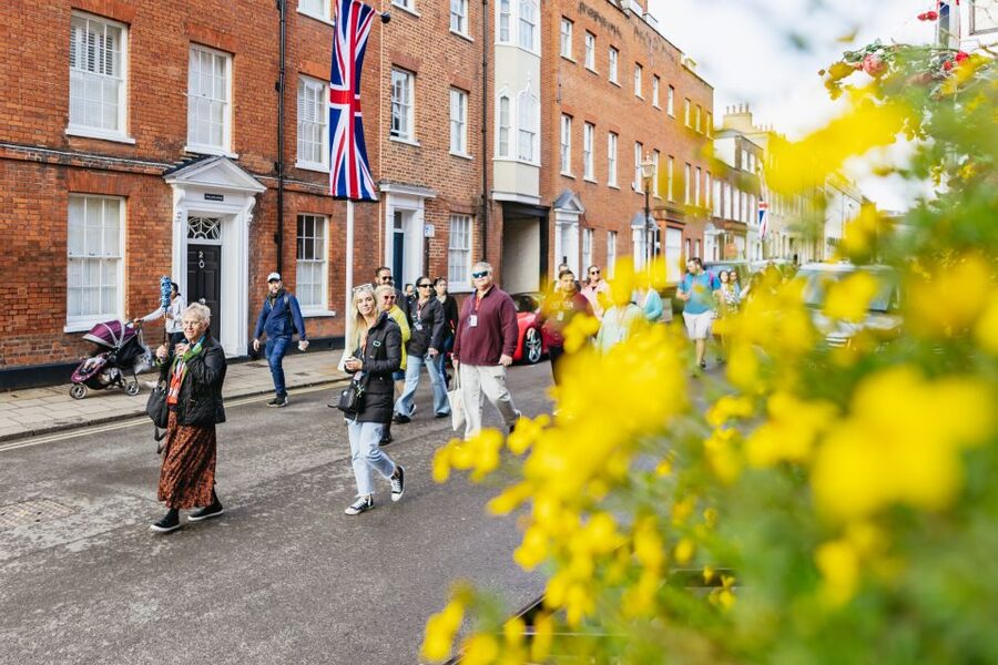 London: Windsor Castle, Stonehenge & Bath Full-Day Tour - Bath, Georgian streets, and the Roman Baths