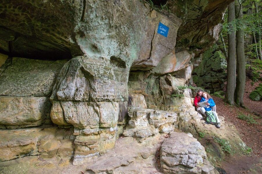 Luxembourg: Nature, History and Castles Full-Day Tour - Vianden Castle and two hours to use your way
