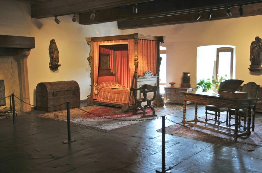 Luxembourg: Vianden Castle Entry Ticket - Getting to Vianden and Handling the Practical Details