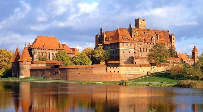 Malbork Castle and Westerplatte Tour with Lunch - Why Malbork Castle makes this a full-day outing