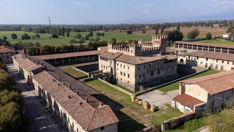 Malpaga Castle guided tour - Booking and cancellation details to watch