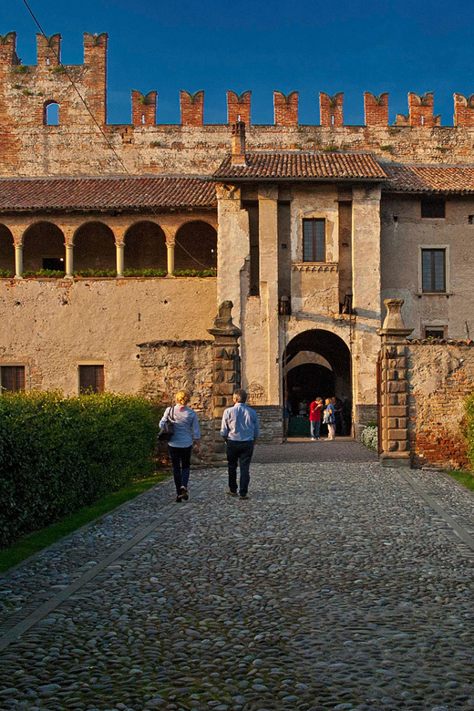 Malpaga Castle ticket with audioguide included - Practical rules that shape the visit
