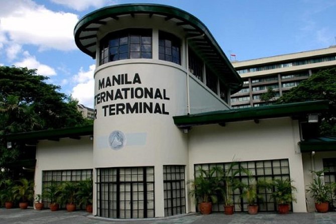 Manila Old and New: Sightseeing Tour Including Intramuros and Fort Santiago - Makati, Nielson Tower, and Forbes Park