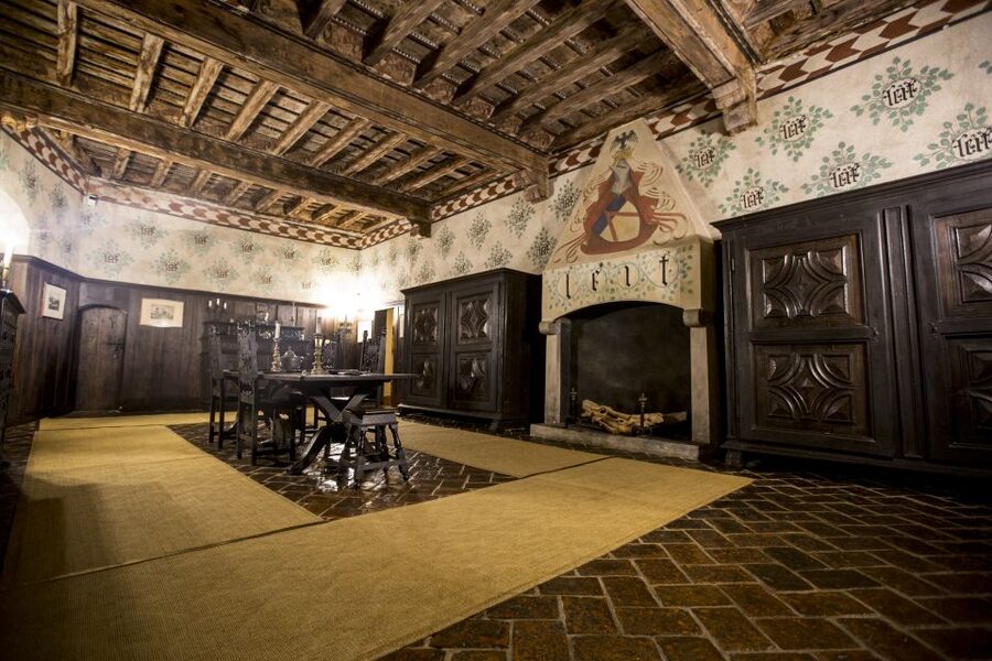 Manta: Manta Castle Entry Ticket - Kitchen, cellars, and the practical side of noble life