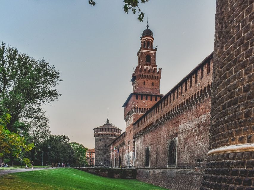 Milan: Sforza Castle and Michelangelo's Pietà Rondanini Tour - What the 90-minute format does well