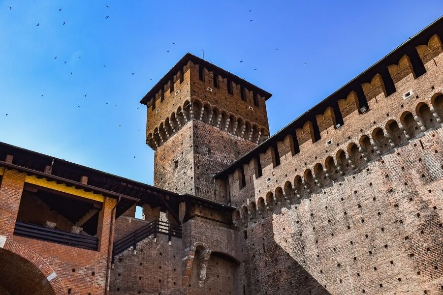 Milan: Sforza Castle and Michelangelo's Pietà Rondanini Tour - Guide quality and group size