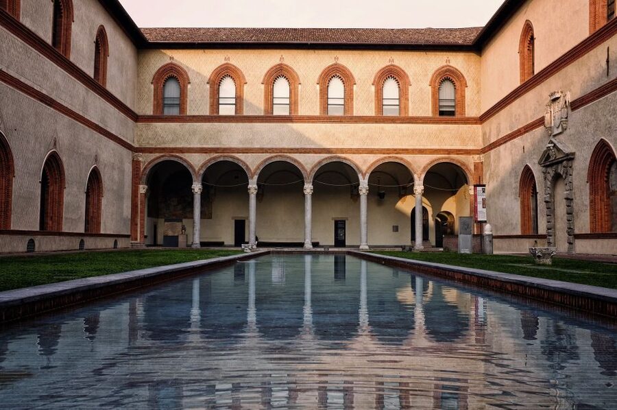 Milan: Sforza Castle and Michelangelo's Pietà Rondanini Tour - Who should book this experience?
