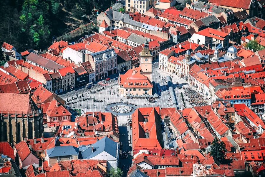 Minivan 8 Places : Dracula Castle, Peles, & Brasov Day Tour - My booking advice