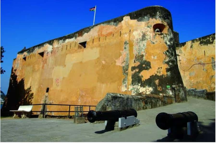 Mombasa: Tusks, Fort Jesus, Old Town, Beach and City Tour - Why this Mombasa tour works well