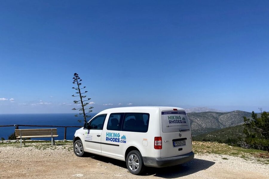 Monolithos: Small Group Hike and Sunset at Monolithos Castle - Who should book this outing?