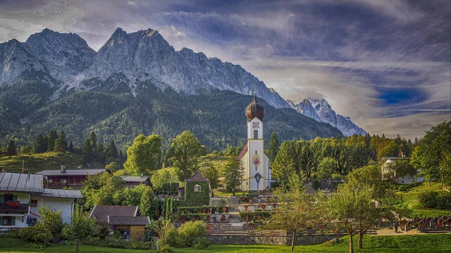 Munich: Neuschwanstein & Zugspitze, Eibsee + Austria, Privat - Should you book this private Alpine day?