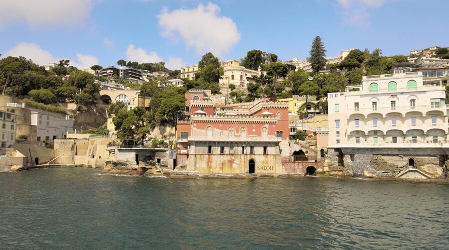 Naples: Castel dell'Ovo Boat Tour with Snorkeling & Aperitif - Starting at Molo Rugiada in Mergellina