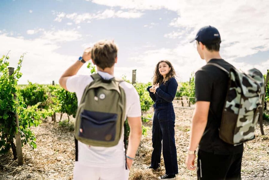 Narbonne : Guided Tour of the Château l'Hospitalet & Tasting - Starting at the Wine Boutique Desk