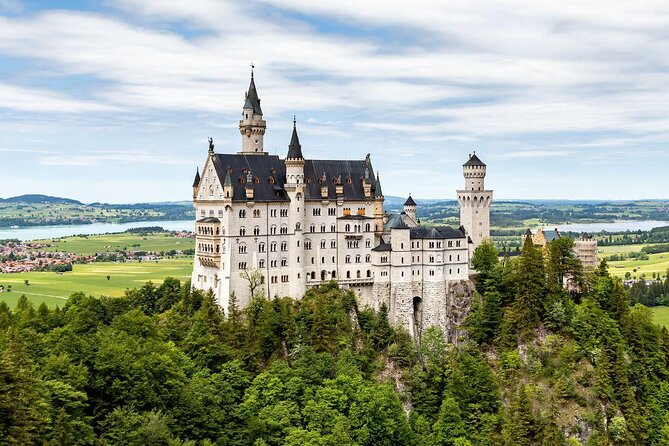Neuschwanstein Castle by Bus Incl. Bike Ride or Hohenschwangau - Key points to know before booking
